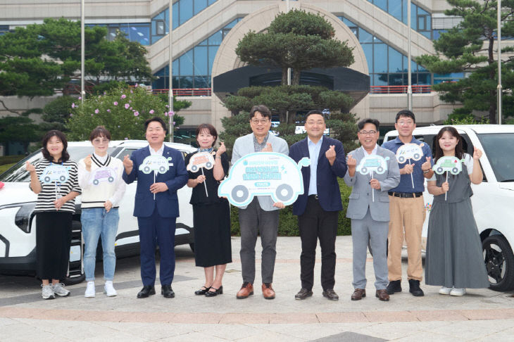 사회복지기관에 친환경 차량 2대 기부 (2) (1)