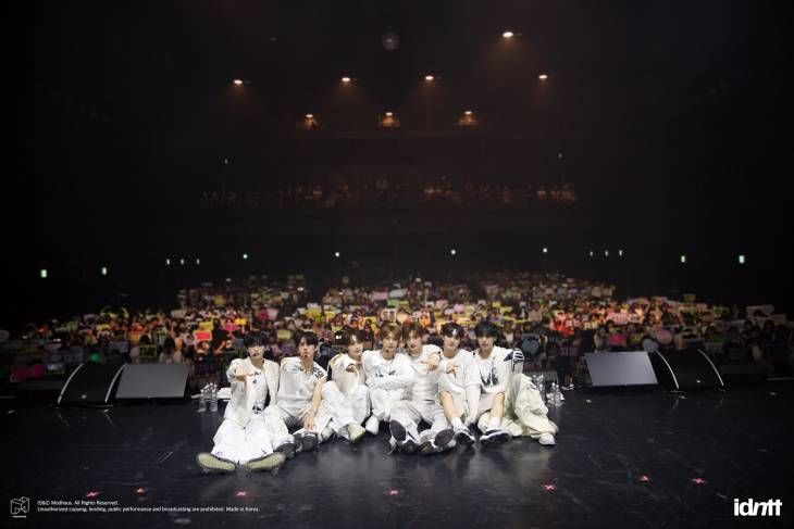 아이덴티티 사진