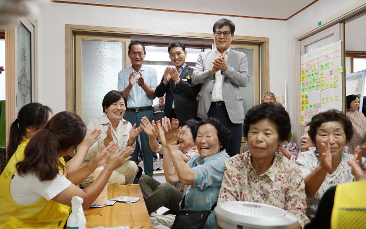 함