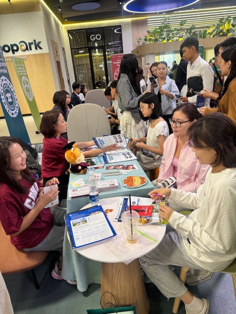 카자흐·키르기스 ‘K-유학생 충북 유학박람회’ 상담부스 2