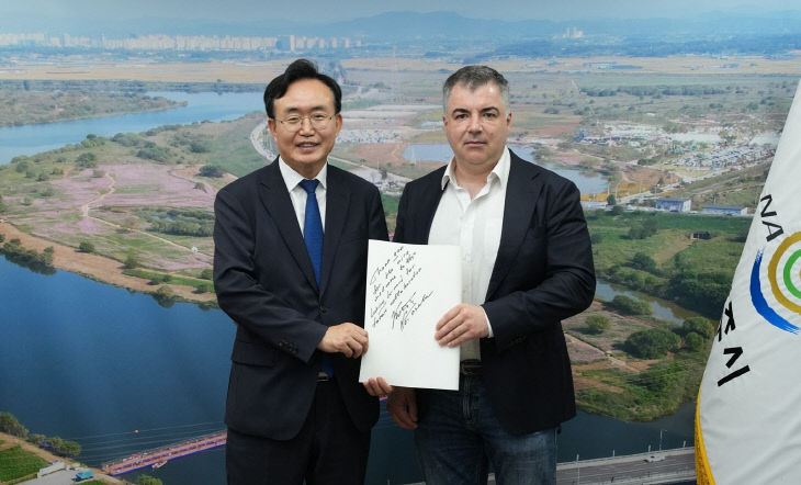 1. 노벨물리학상 수상자 노보셀로프 교수 환담