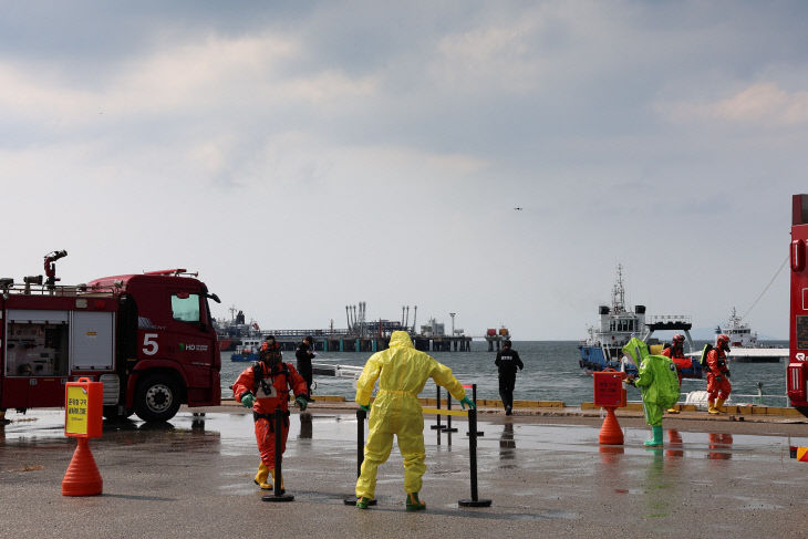 민관 합동 해상 화학사고 대응훈련(2)