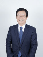 공범석