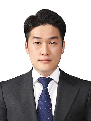 오필근