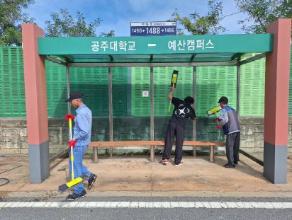 3.버스승강장 환경정비 모습