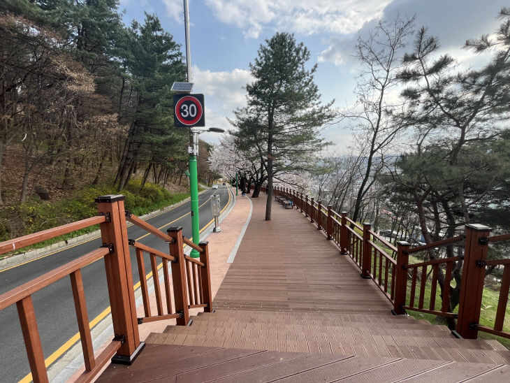 우암산 둘레길 조성사업 9월 모든 시설공사 완료 예정