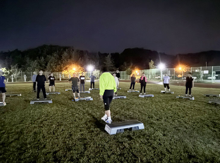3. 달빛아래 걷기 프로그램