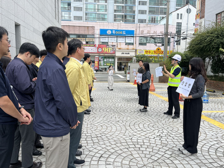 ▲ 사진설명 = 청사 화재대응 모의훈련(2)