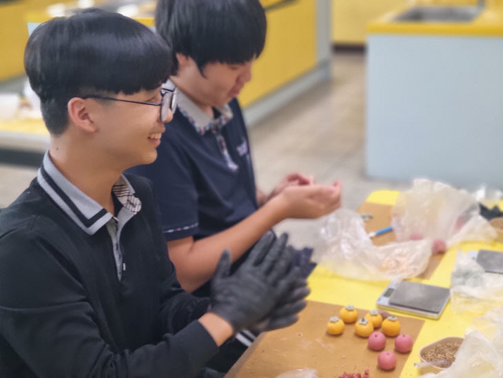 논산중, 명정음식 만들기 체험행사 운영_2