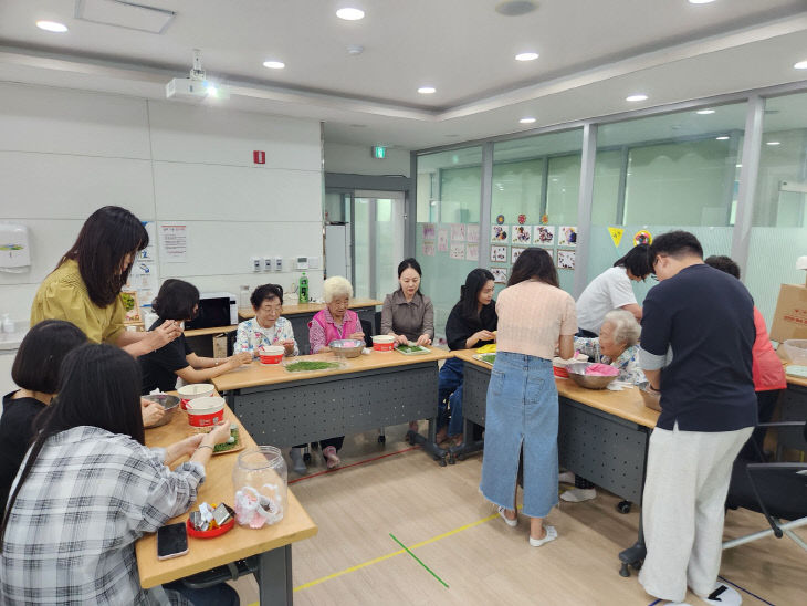증평군치매안심센터 추석맞이 송편빚기