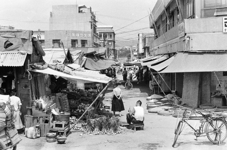 인동시장통 풍경_1973--_0