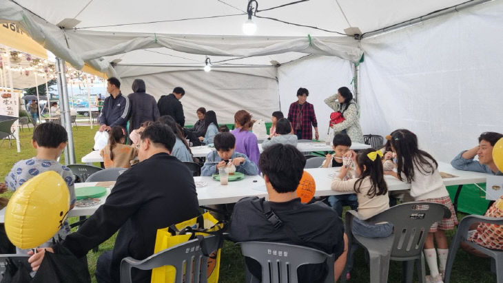 계룡산 도자기 철화분청 사진 (1)