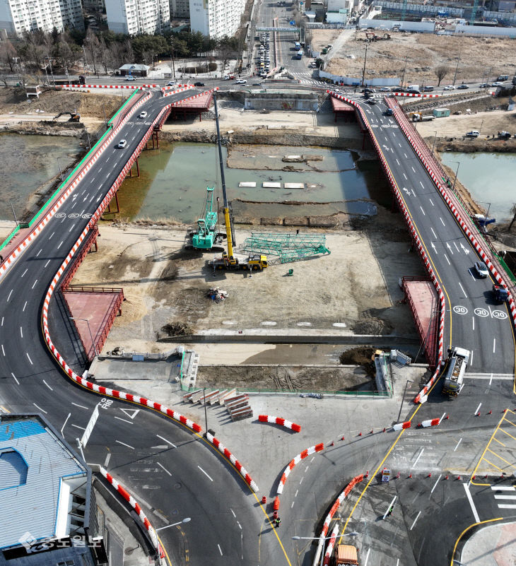 2025022701002245900090703