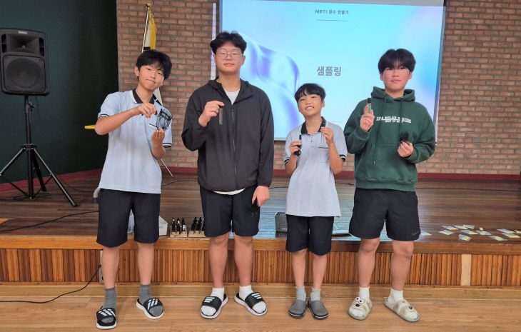 연무중