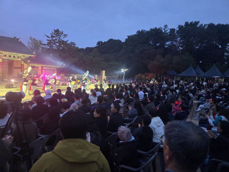 1. 아산시, '2025년 현충사 달빛야행' 성황리에 개막 (3)