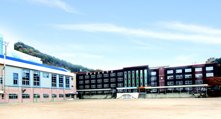 대전용운중학교 전경