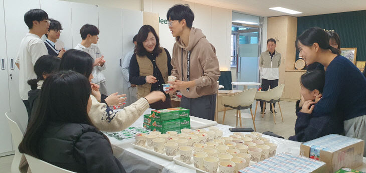 논산 강경고, 감사와 화해의 마음, 사과 한 알에 담다
