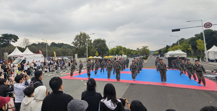 KakaoTalk_20251026_185349295_01