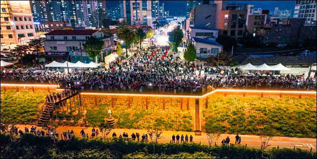 1. 남한강 테라스(양평 물들임 테라스 축제)