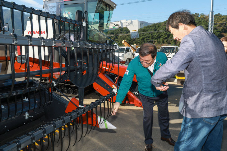 산청군, 논타작물 농기계 임대 지원  (1)