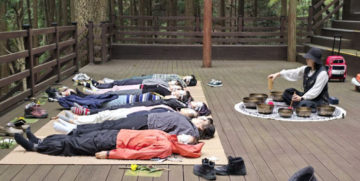 ▲ 사진설명 들(2)