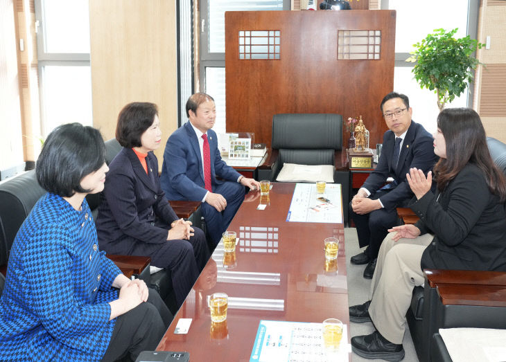 영등포구의회와 간담회 개최(2)