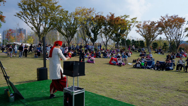 251103 충주시 2025 정원축제 성황리 개최(다채로운 공연)1