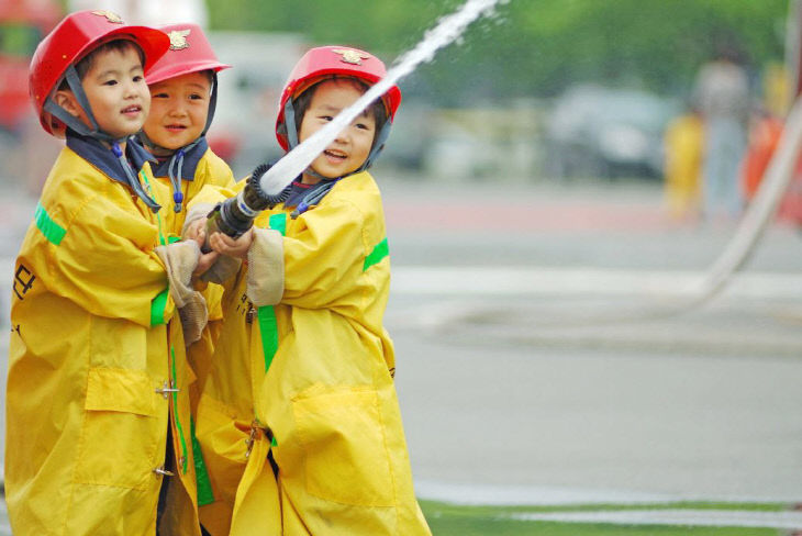 2025년 소방안전 사진 공모전 수상작(화재진압 체험)