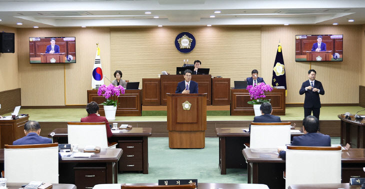 제315회 임시회 제1차 본회의 군정에관한질문-군수1