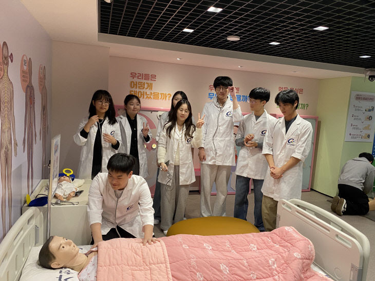 KakaoTalk_20251101_175317978_03