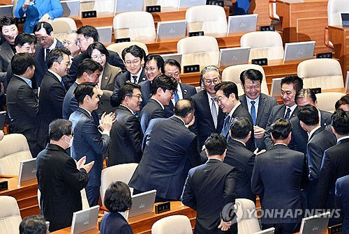 20251104003074_PYH2025110409350001300_P2