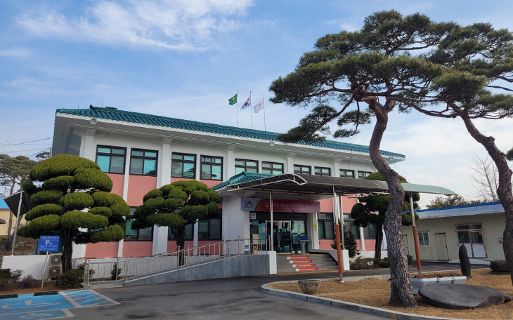 1. 음암면 행정복지센터 전경