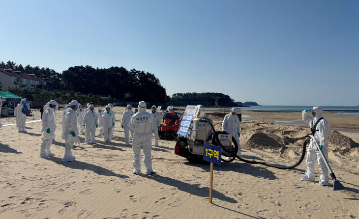 4. 유관기관 합동 해안방제훈련 1