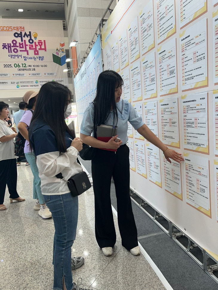 25.11.06.) 베트남 통번역서비스 활동 사진_손봉련