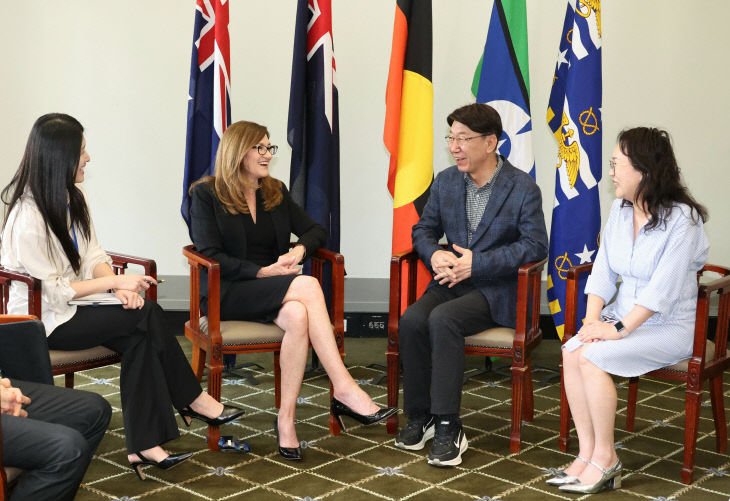 샌디랜더스 브리즈번시의장 면담 (2)