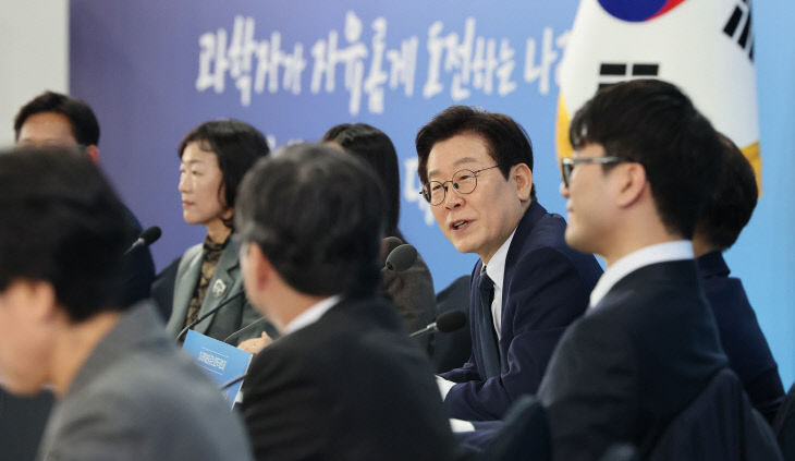 諛쒖뼵?섎뒗 ?댁옱紐???듬졊