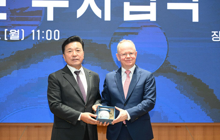 예산군, 5000만달러 규모 외자유치 협약 체결 (2)