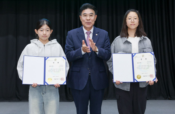 [사진2] 계룡시청소년백일장-1