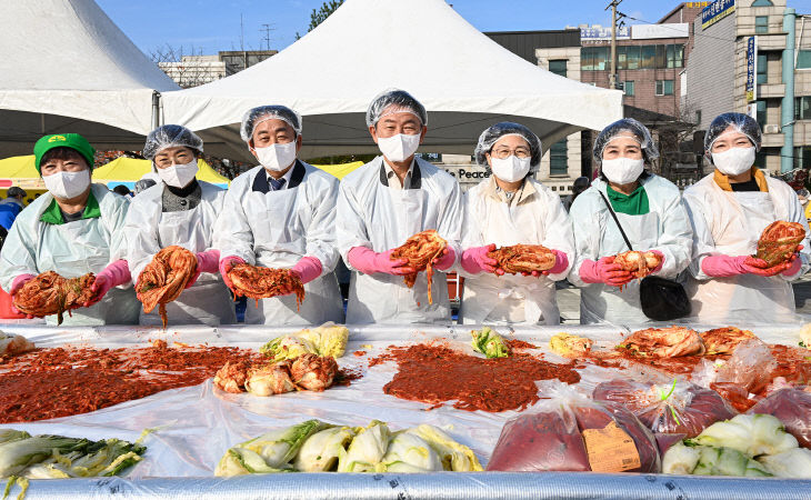 1.복지정책과(의정부시, 제20회 김장나누기 행복곱하기 성료)3