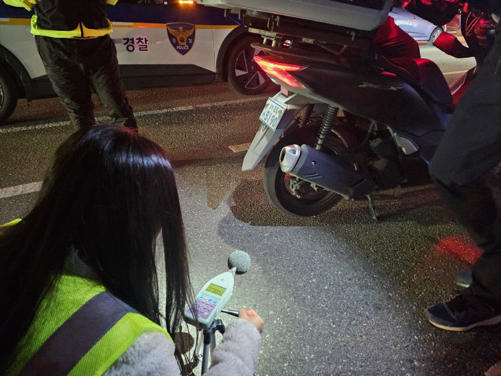 증평군 이륜자동차 소음 야간 합동단속 실시