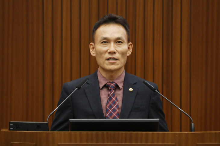 5분발언(윤지성)