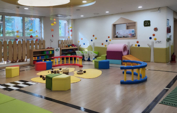 경과원, 안심 보육 ‘근로자 일·가정’ 양립 지원.