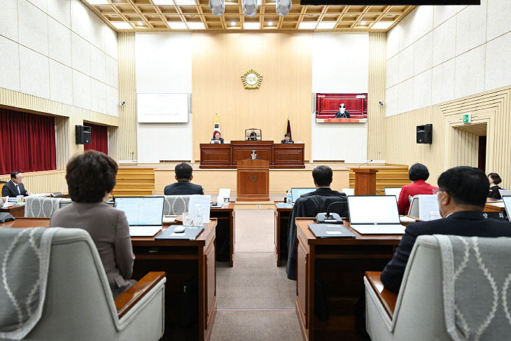 1-2. 제298회 연천군의회 제2차 정례회 사진