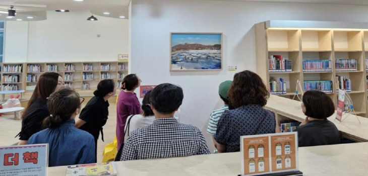 예술과 독서가 만나는 공간, 청주시립도서관의 성공적 변신.