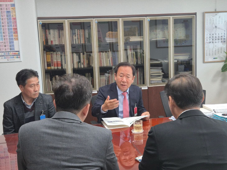 1-5. 봉화군수 국회예결위 방문