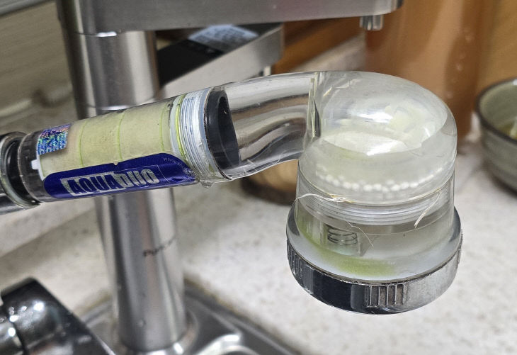 석산 싱크대 필터 녹조 사진