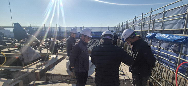 11.20(김해시 동절기 대비 건축공사장 안전점검)1