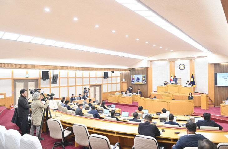 (보도사진)파주시의회, 제260회 제2차 정례회 개회