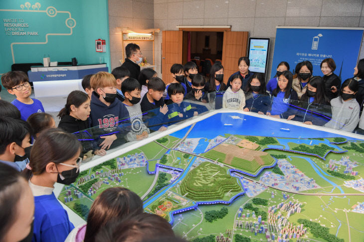 청 탄소중립 시범투어 사진-3