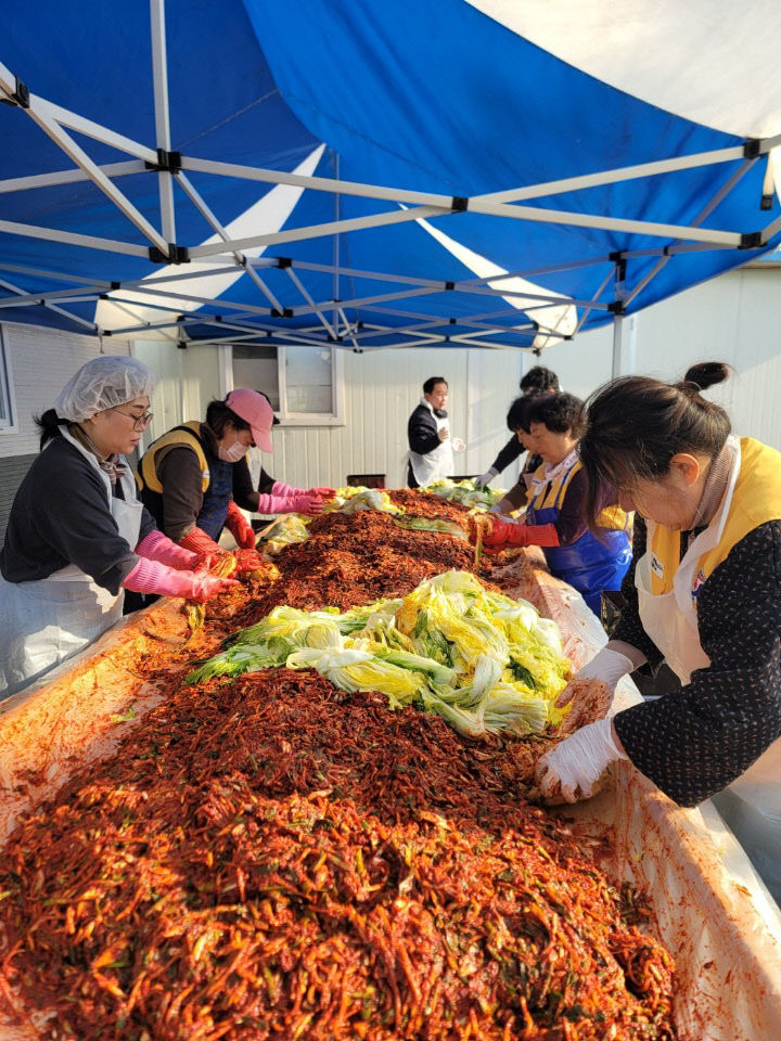 ‘사랑의 김장 나눔’ 행사 실시(1-2)